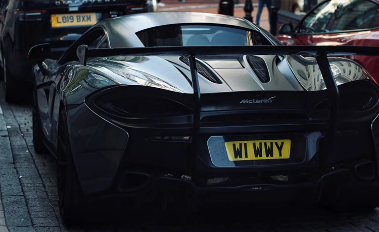 Amir's McLaren, photograph 2
